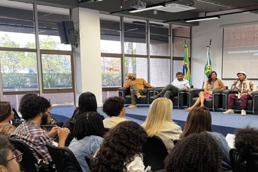Protocolo com orienta��es para fortalecer combate ao racismo no DF � lan�ado