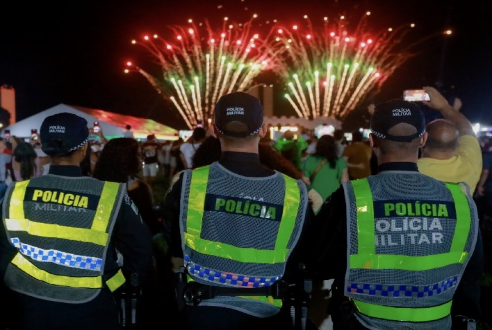 Esplanada ter� bloqueios, revista pessoal e refor�o policial para a festa de virada do ano