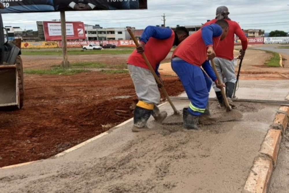 Ceil�ndia bate a marca de 100 km de cal�adas novas