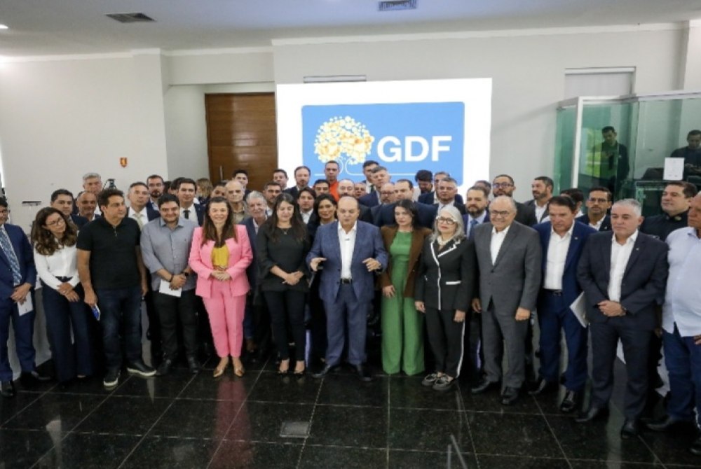 Ibaneis re�ne equipe e anuncia decreto para organizar execu��o or�ament�ria de 2026