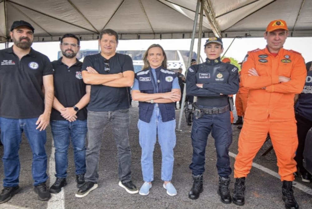 Celina Le�o acompanha planejamento integrado das for�as de seguran�a para o Carnaval no DF