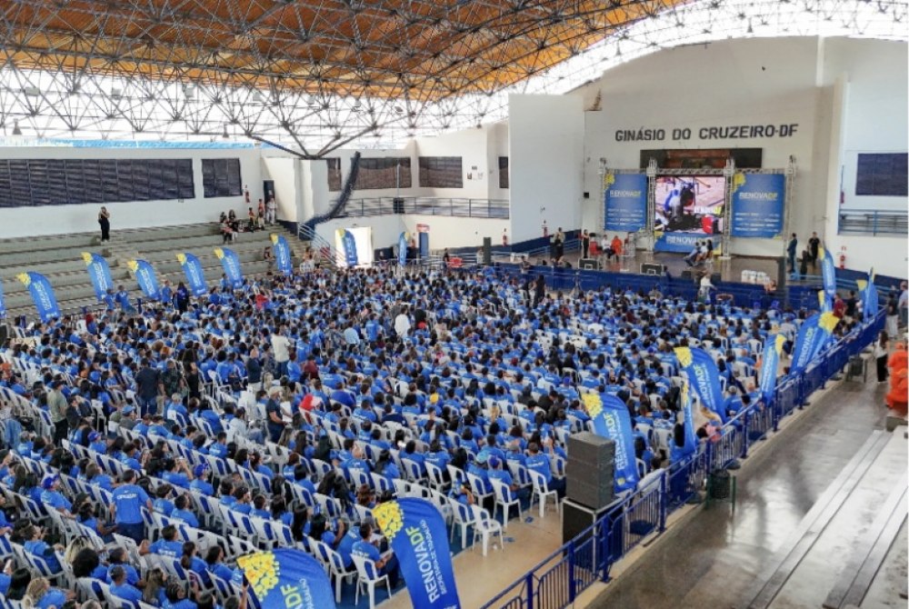 RenovaDF conclui ciclo com 1.772 alunos e 136 equipamentos p�blicos recuperados