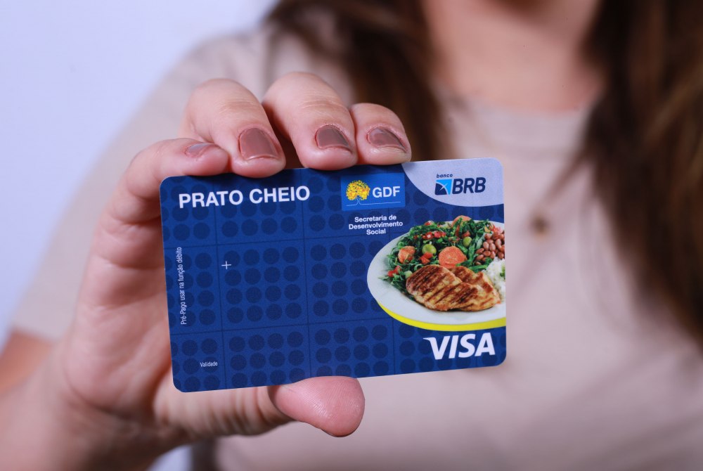 Mais de 6 mil fam�lias s�o inclu�das no Cart�o Prato Cheio
