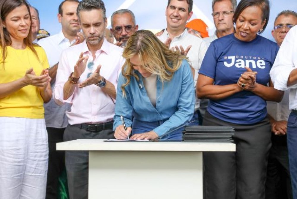 Em primeiro ato como governadora, Celina Le�o lan�a programa GDF na sua Porta, no Itapo�
