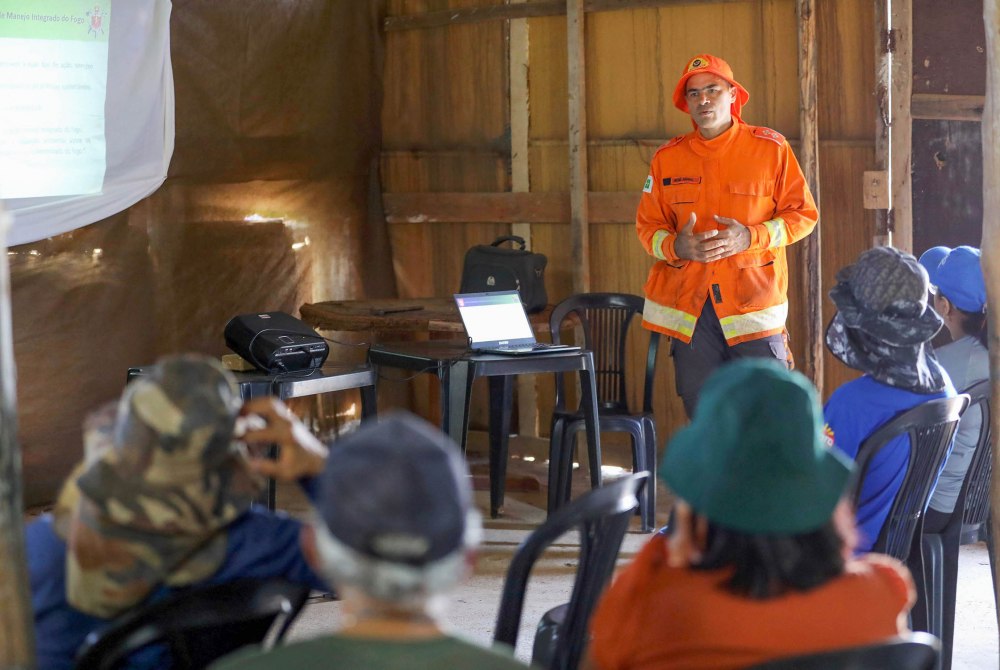 Treinamento em Sobradinho prepara agricultores para prevenir queimadas no campo