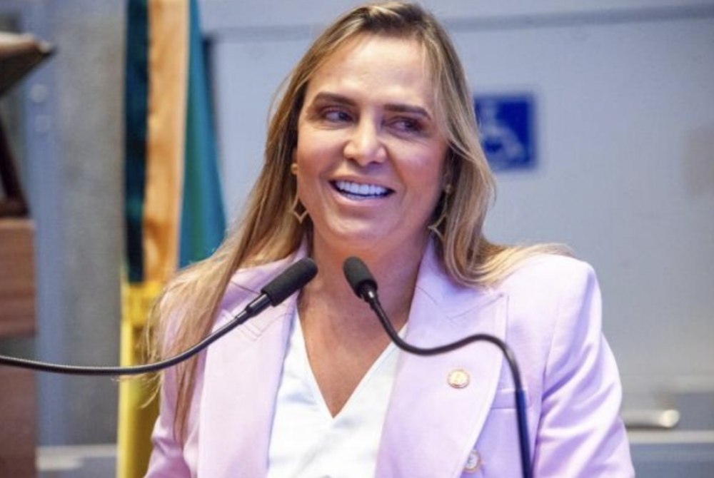 Sucess�o no DF: lideran�a de Celina amplia corrida pela indica��o de vice