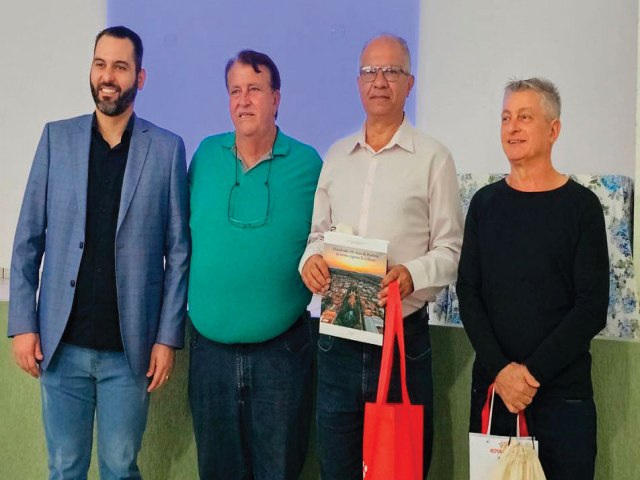 Marcelo Simo participou da ltima visita tcnica da Arteac em Descalvado