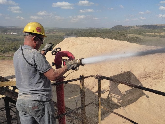 Usina Santa Rita realizou simulado e treinamento de combate  incndio