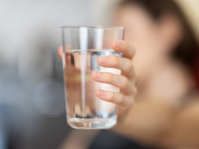 Beba água! Confira oito dicas de hidratação  para curtir o feriado de Carnaval