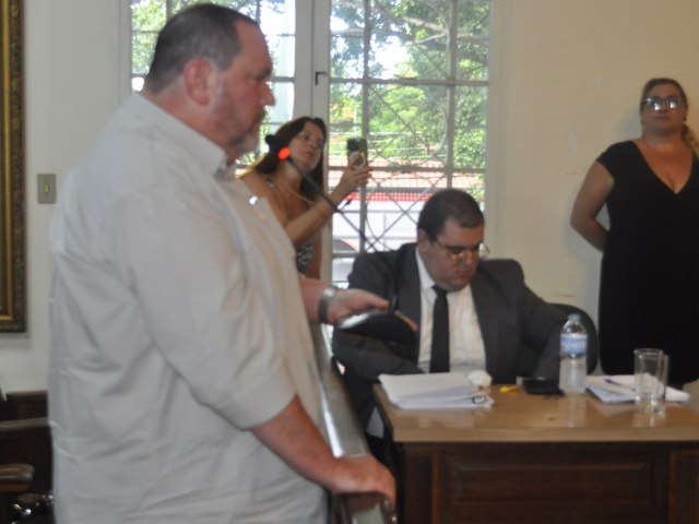 Cmara Municipal de  Pirassununga rejeitou a  cassao do prefeito afastado, Dr. Jos Carlos Mantovani (PP)