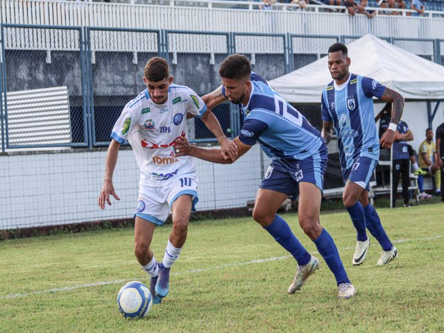 Num jogo de 4 gols, Maracan e Iguatu empatam