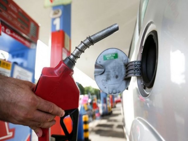 ICMS sobre gasolina muda nesta quinta-feira e deve elevar preos