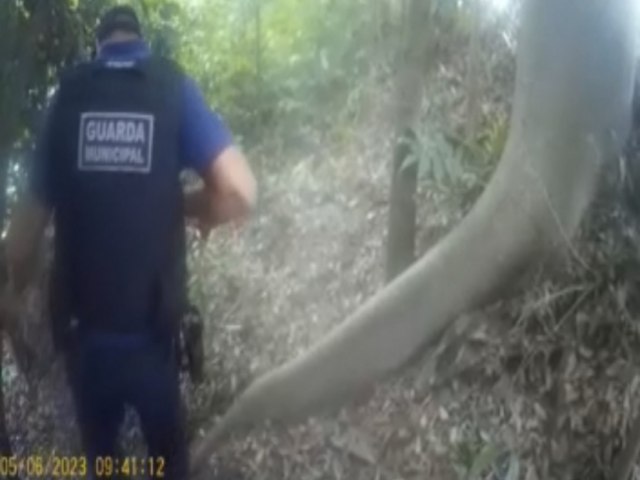 Homem que se masturbava na beira-rio  detido pela Guarda Municipal em Tubaro