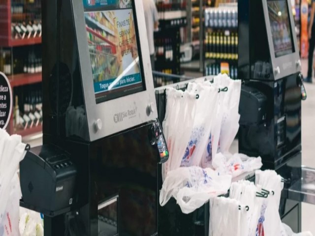 Polcia Militar prende autores de furto mediante fraude em supermercado de Tubaro