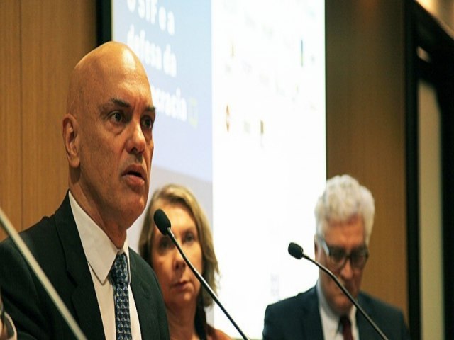 Alexandre de Moraes  hostilizado em Roma, tem filho agredido e PF abre inqurito