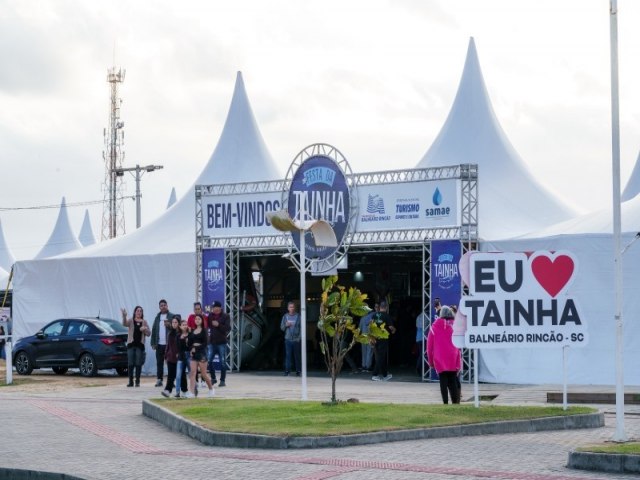 Balnerio Rinco comemora o sucesso da 26 Festa da Tainha com pblico recorde de 70 mil pessoas