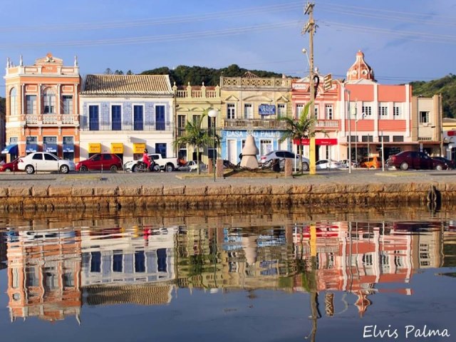 Correios faro selos postais comemorativos em homenagem aos 347 anos de Laguna