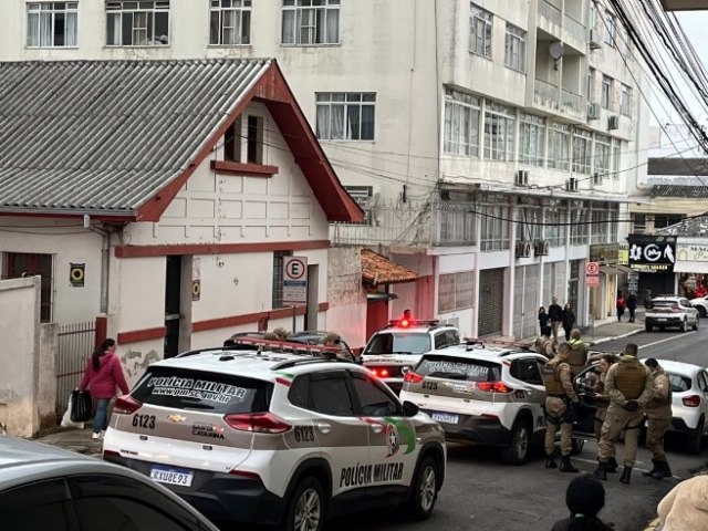 Criminosos so presos em Lages aps furto de quase meio milho em joias em Joaaba