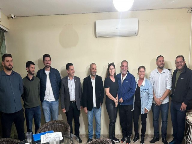 PL se rene em Gravatal esteve reunido com autoridades regionais