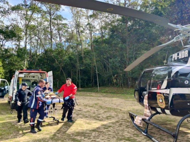 Mulher de 36 anos, com AVC,  transferida de helicptero de Lauro Mller para Cricima