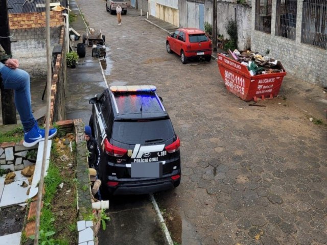 Laguna: Polcia Civil deflagra 'Operao Teimosia' e cumpre mandados