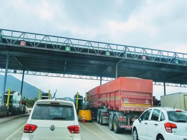 Pedgio da BR-101 ter reajuste na quinta para Norte de SC; confira valores