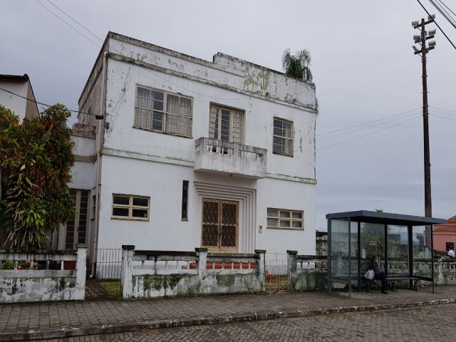 Justia manda desocupar parte de prdio para obra da futura Casa do Peixe