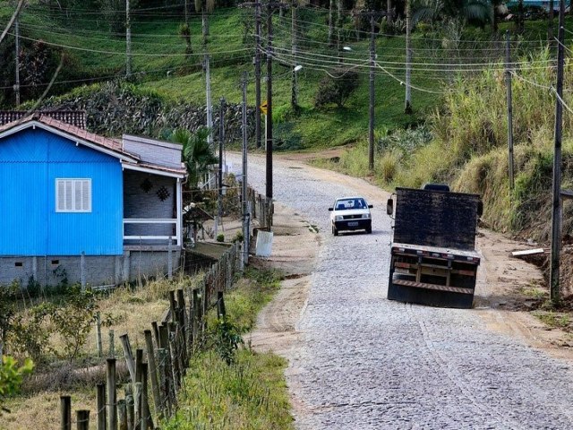 Pedras Grandes segue com ao judicial contra governo por falta de repasses