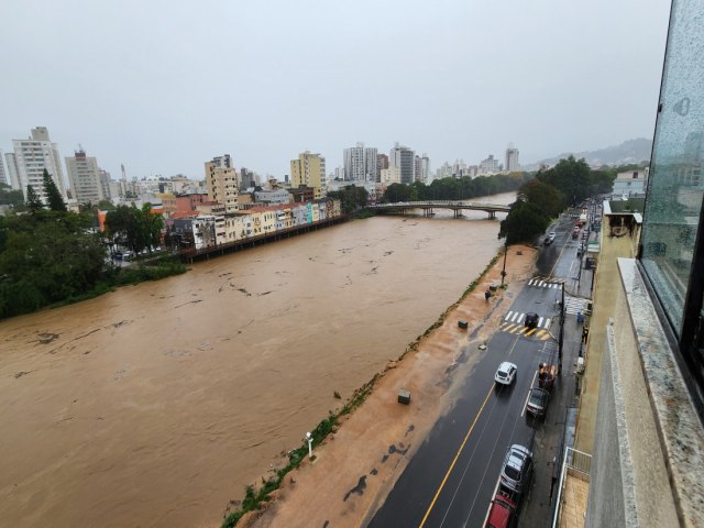 Tubaro decreta situao de emergncia; cenrio parecido com 2022, alerta Defesa Civil