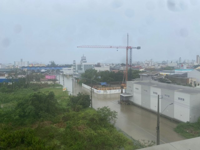 Bairro Dehon j comea a ter alagamentos devido s chuvas