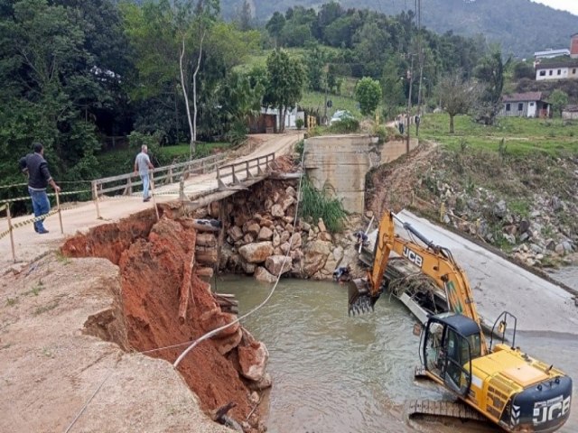 Prefeitura de Gravatal concentra esforos na liberao total de ponte