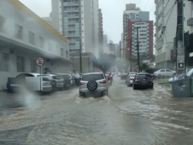 Defesa Civil volta a alertar sobre grande nveis de chuva no Estado