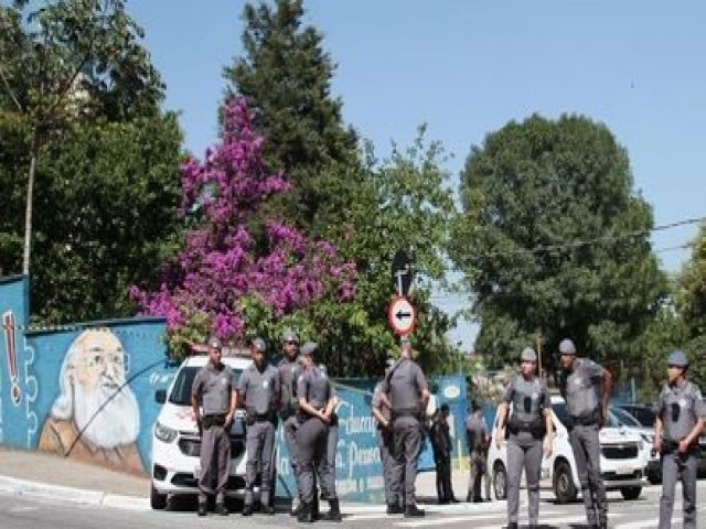 Arma usada no ataque a escola em SP era do pai e estava legalizada