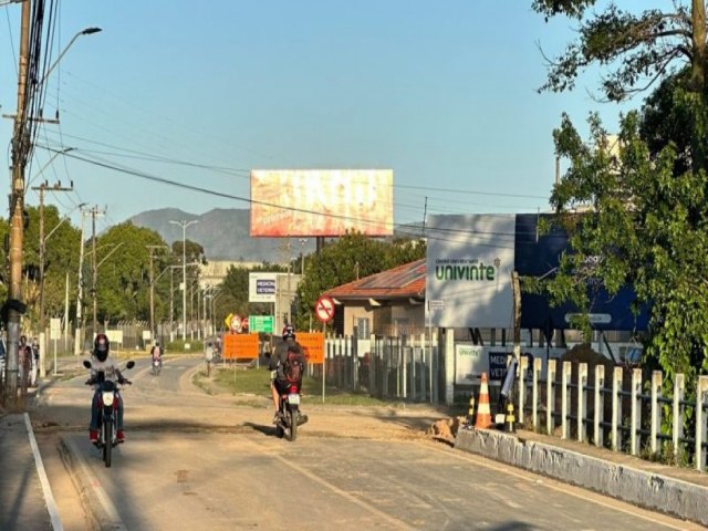 Trnsito  liberado na ponte do bairro Santo Andr, em Capivari de Baixo