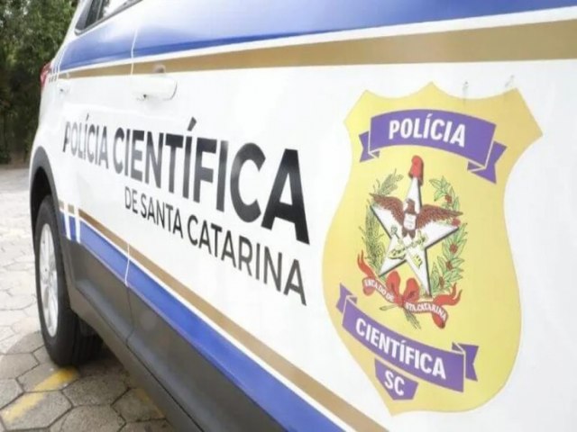 Jovem  encontrada morta e amarrada em trilha entre praias de Florianpolis