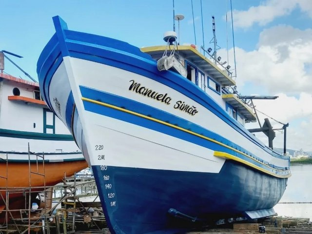 Marinha faz buscas no Cabo de Santa Marta por barco desaparecido entre SC e RSBarco est desaparecido em alto-mar desde o ltimo dia 4, quando emitiu o ltimo sinal de localizao na costa do Rio Grande do Sul. A embarcao  tripulada por seis pesso