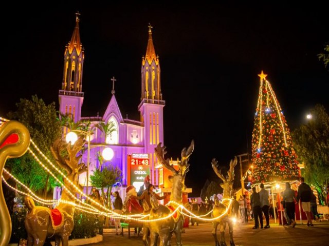 Eventos prometem atrair a ateno de todos, com atividades culturais, esportivas, shows de luzes com bales, festivais de cervejas artesanais e desfiles natalinos