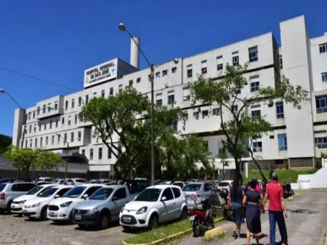 Idosa de 90 anos  encontrada viva dentro de saco em necrotrio aps morte atestada por hospital de SC