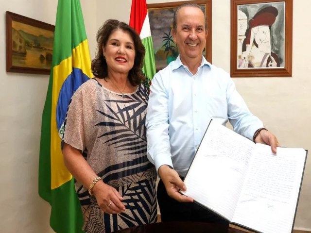 Vice Marilisa Boehm vai assumir o governo de SC pela primeira vez