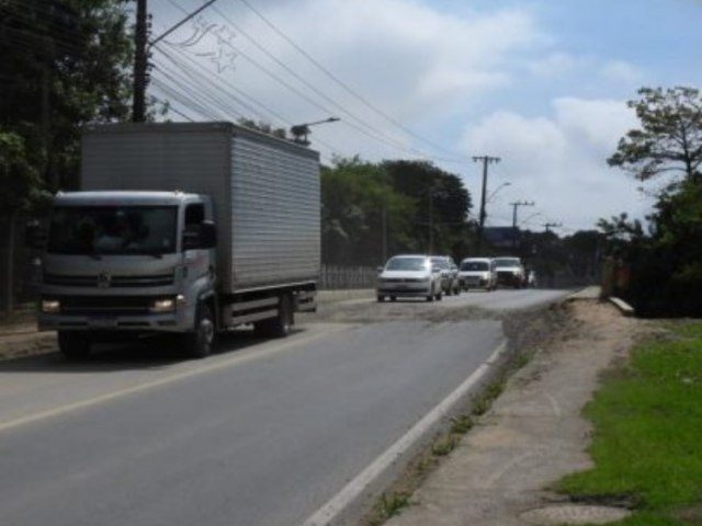 Ponte do bairro Santo Andr ser fechada nesta tera-feira para pavimentao final em Capivari de Baixo