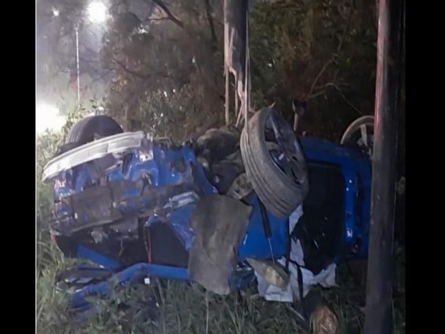 Milionrio tem carro de meio milho destrudo em acidente em Cricima