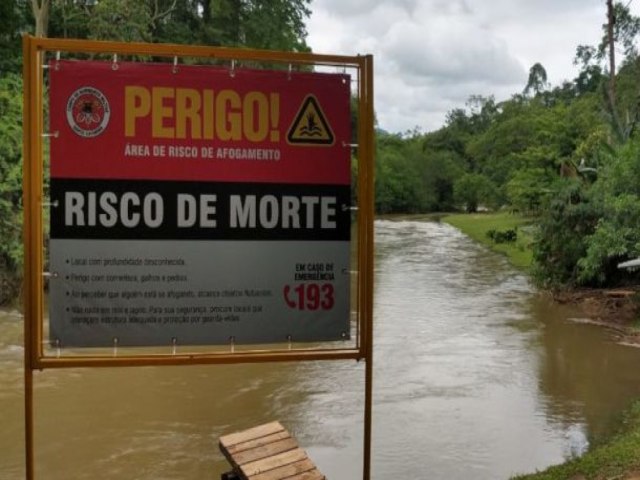 Bombeiro Militar refora dicas de preveno a afogamentos em gua doce