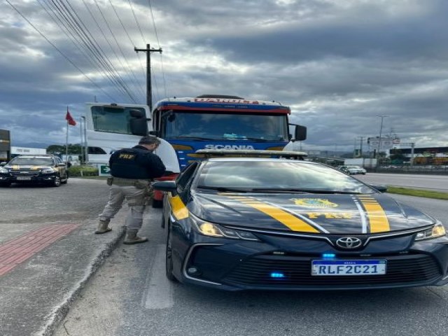 Caminhoneiro  preso por embriaguez com ndice quatro vezes acima do limite para configurar crime