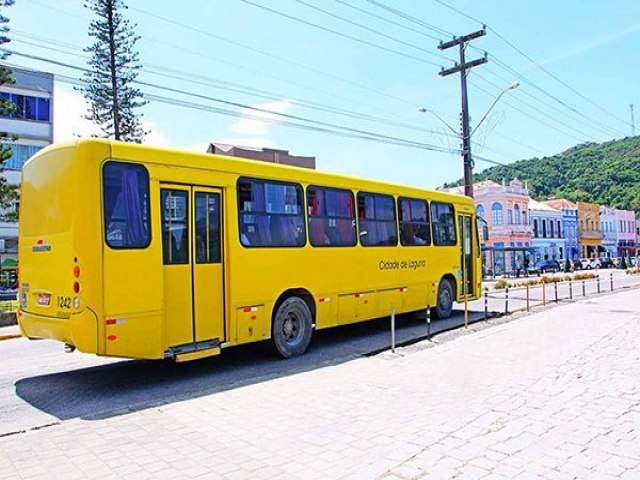 Transporte pblico segue com problemas em Laguna