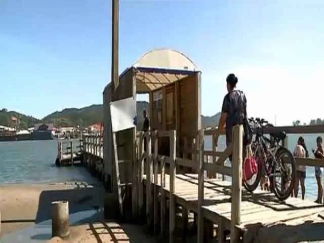 Restaurante da Ponta da Barra, em Laguna,  multado em R$ 90 mil por poluio na lagoa