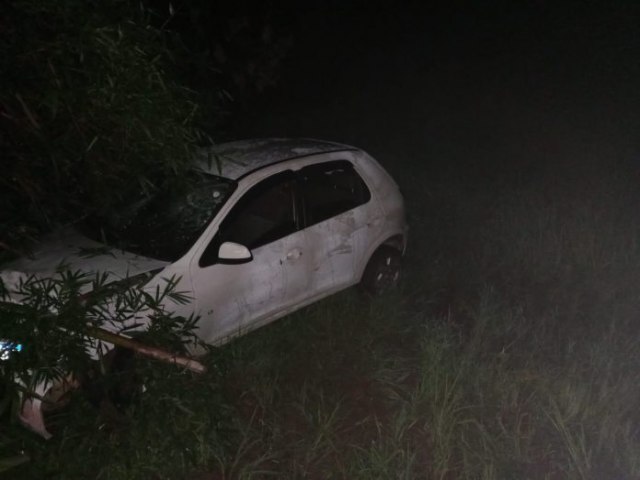 Sada de pista deixa condutor e passageiros feridos em Meleiro