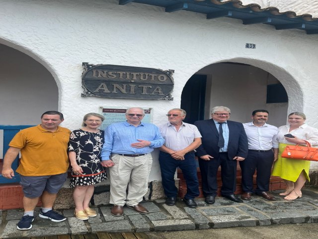 MINISTRO DO STF EDSON FACHIN,  VISITA LAGUNA E O INSTITUTO ANITA E  ENCANTA COM A HISTRIA DE ANITA GARIBALDI E DOS BOTOS