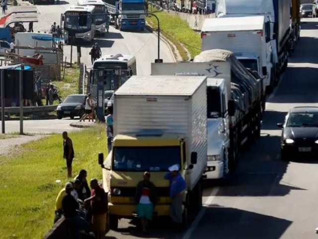 Motoristas tm novos prazos para regularizar exame toxicolgico