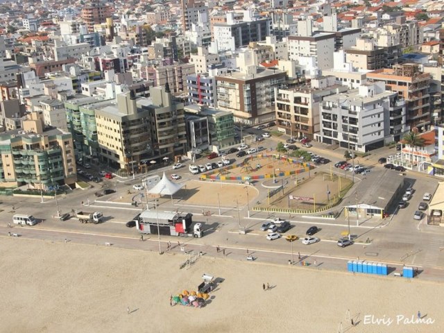 Laguna: Jovem sofre tentativa de estupro na praia do Mar Grosso