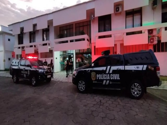 Urussanga: Prefeito, dois vereadores e um fucionrio so presos em operao policial